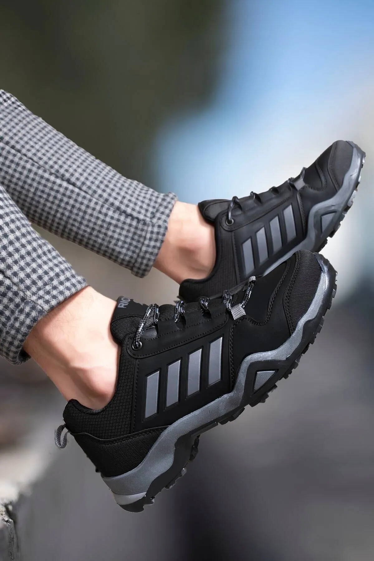 Black smoked men's trekking shoes 0012189