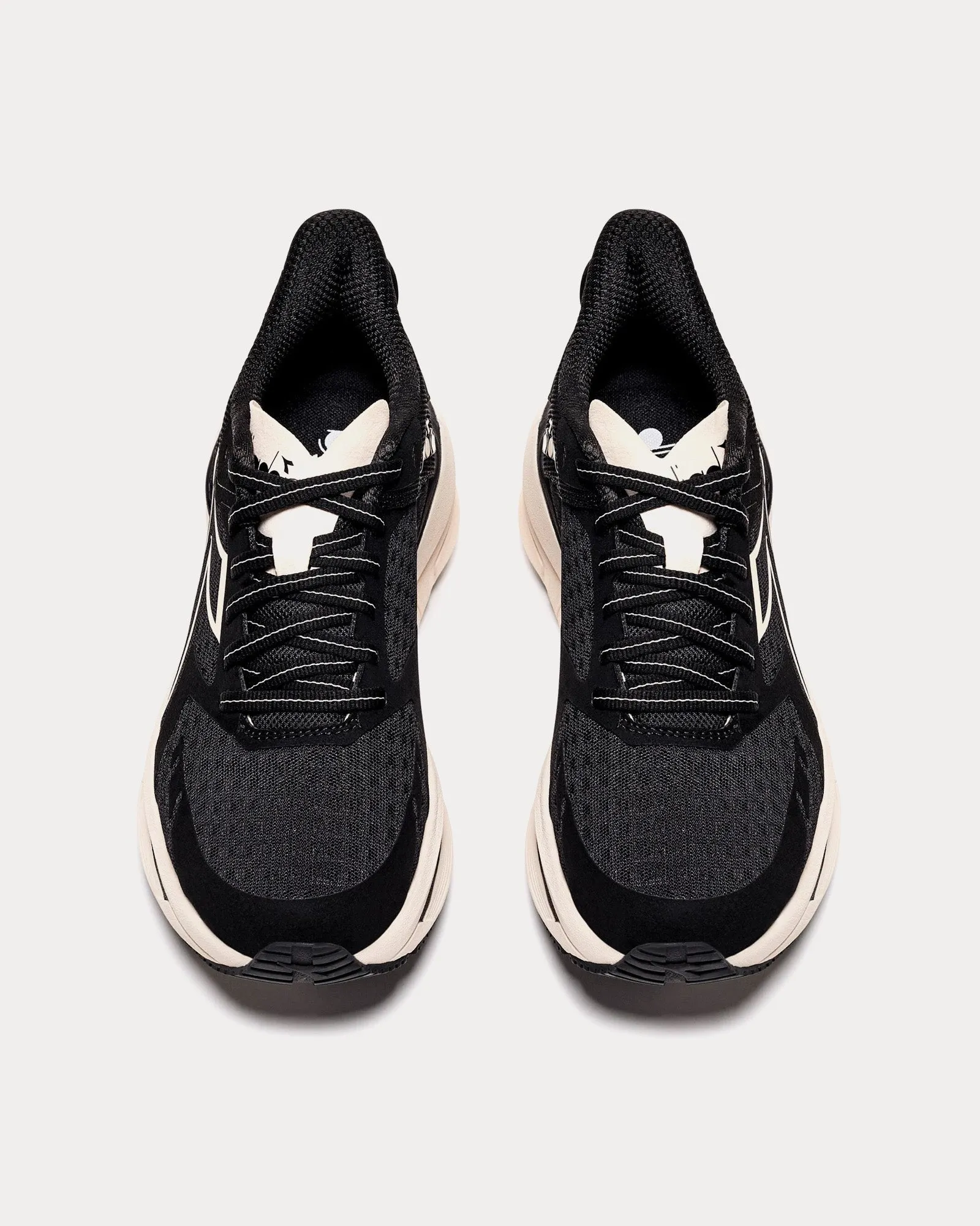 Cellula Black / Whisper White Running Shoes