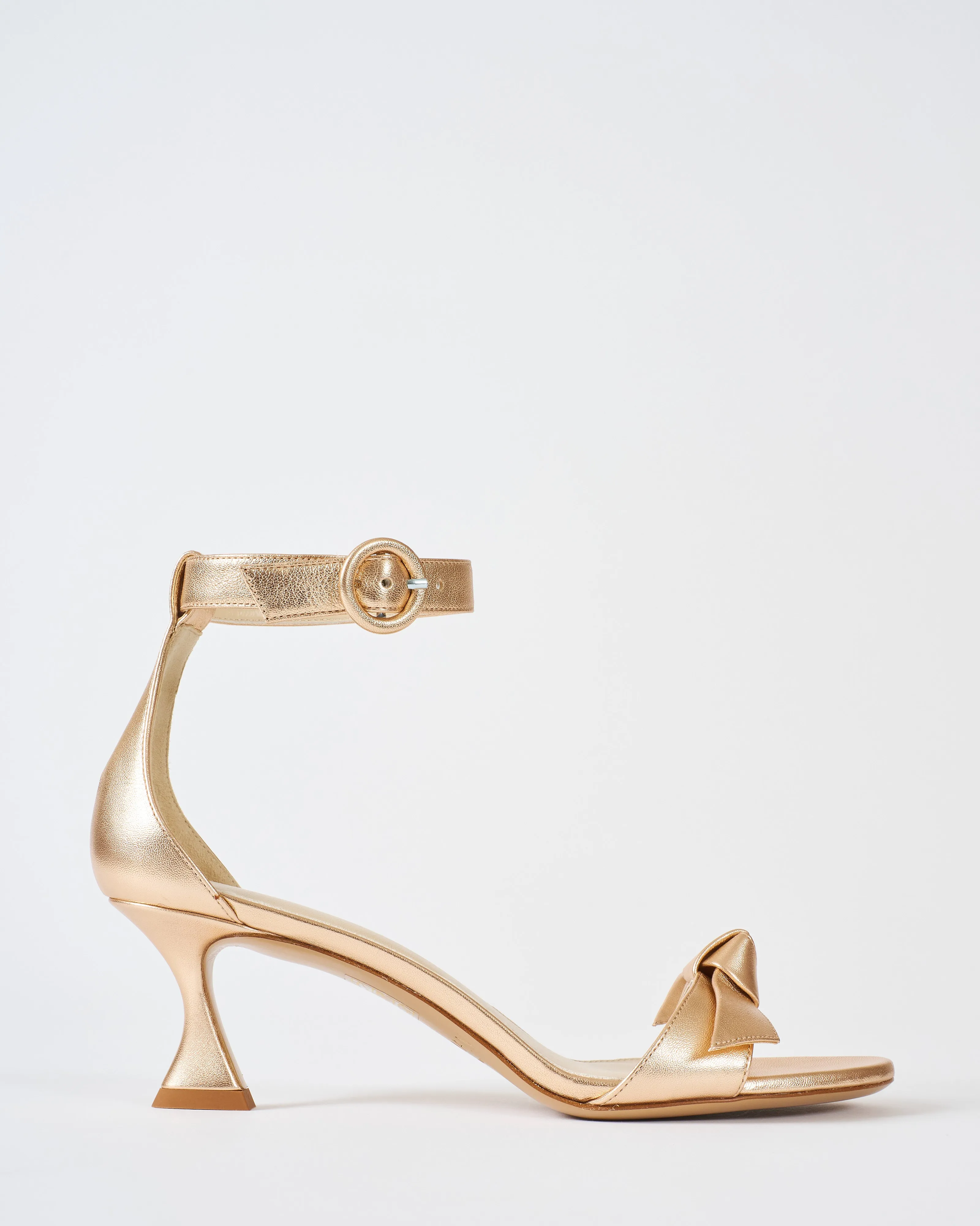 clarita buckle 60