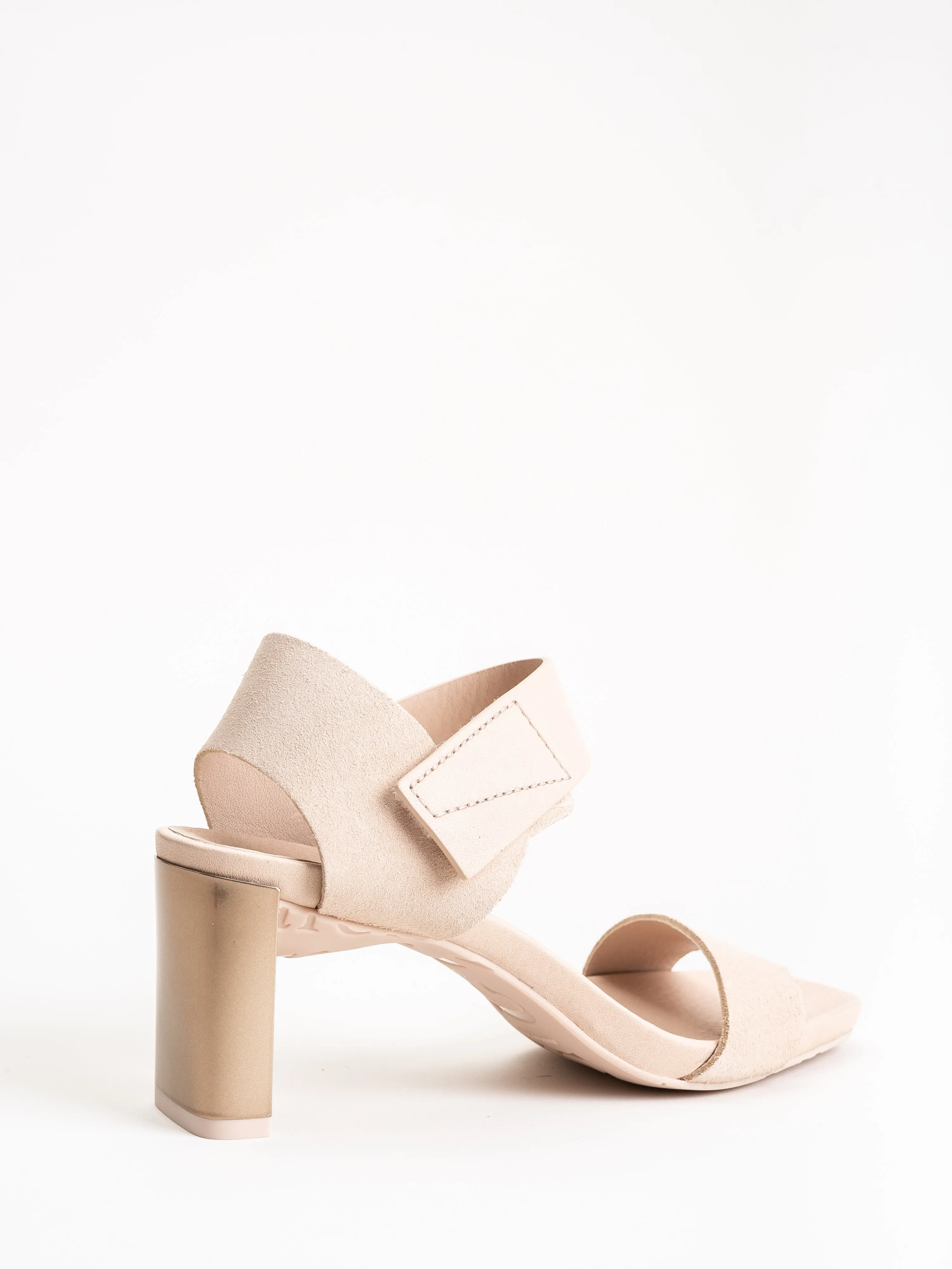cody heel - plume