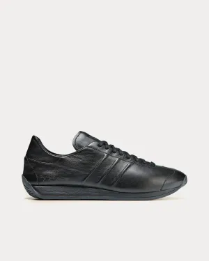 Country Leather Black / Black / Black Low Top Sneakers