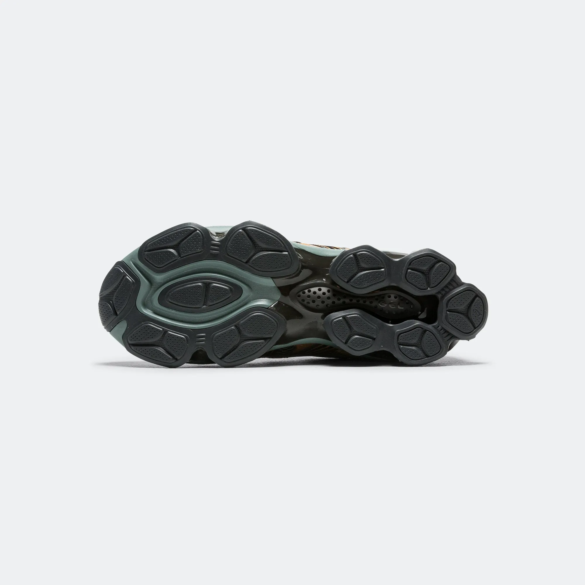 GEL-Quantum Kinetic - Dark Sepia/Black