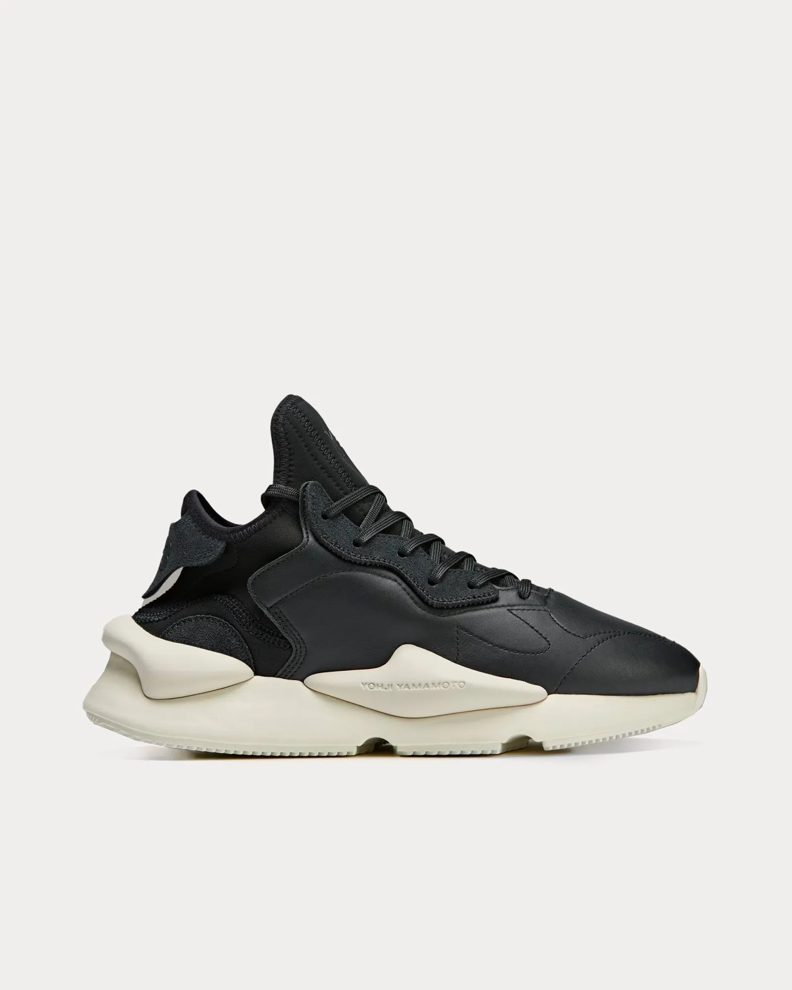 Kaiwa Black / Off White / Bliss Mid Top Sneakers