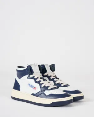medalist mid sneaker