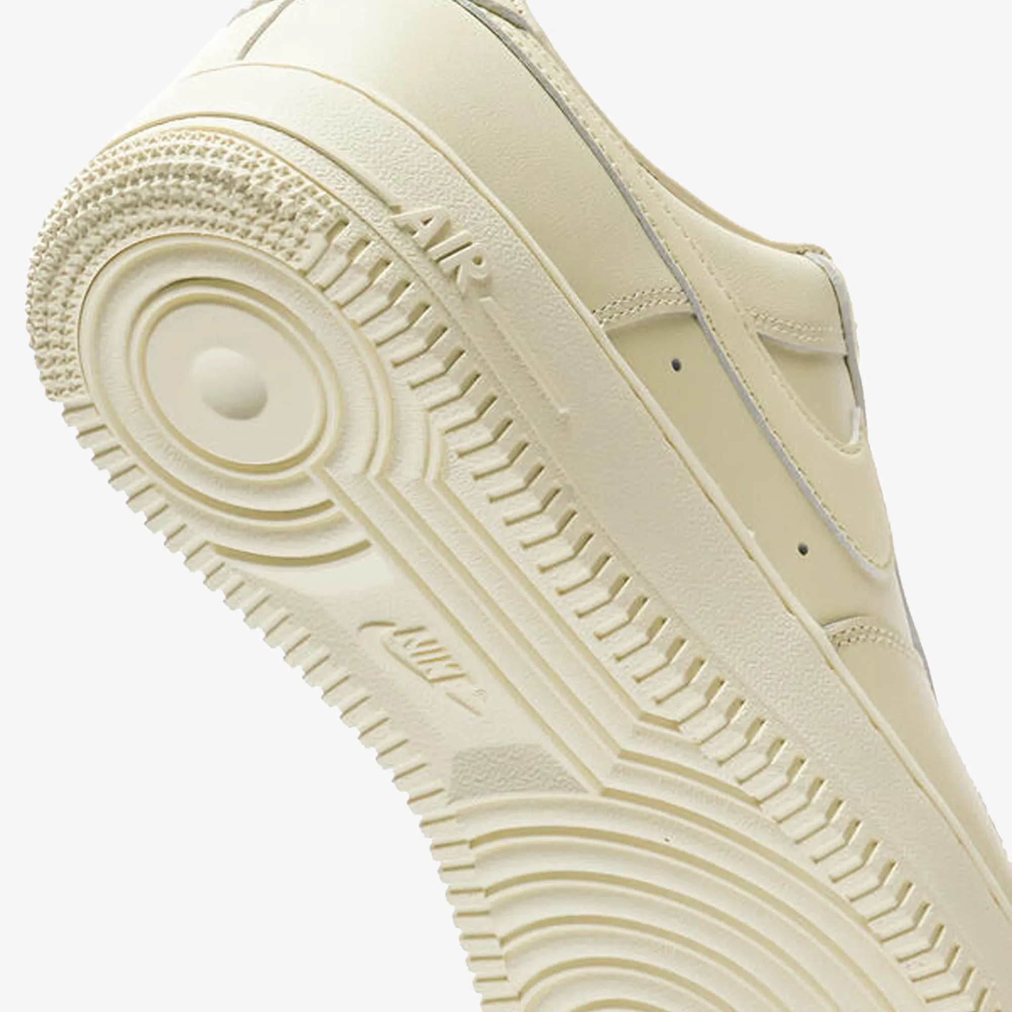 Nike | AIR FORCE 1 '07 FRESH { COCONUT MILK/COCONUT MILK