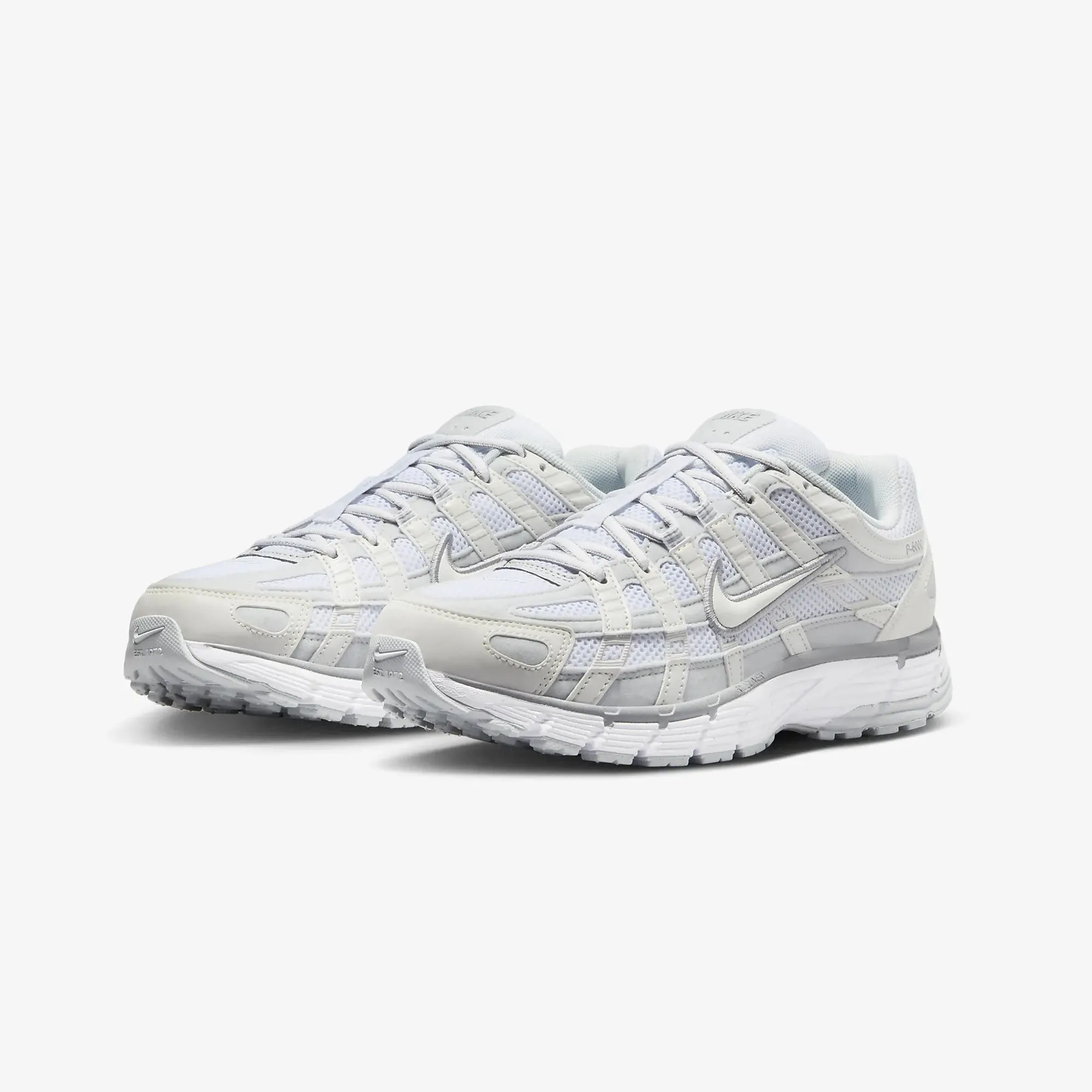 Nike | P-6000  { MTLC SUMMIT WHT/WHITE-PURE PLATINUM