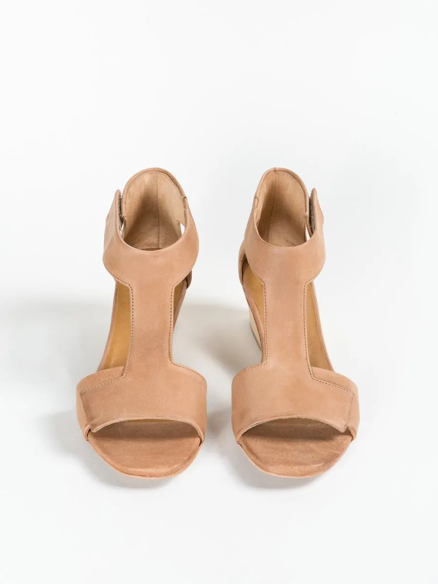 ollie sandal - tan