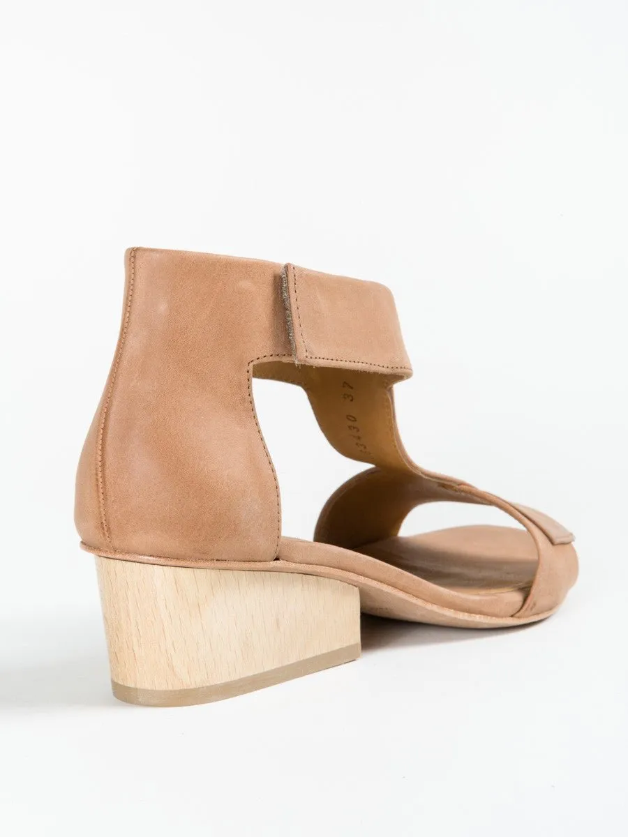 ollie sandal - tan