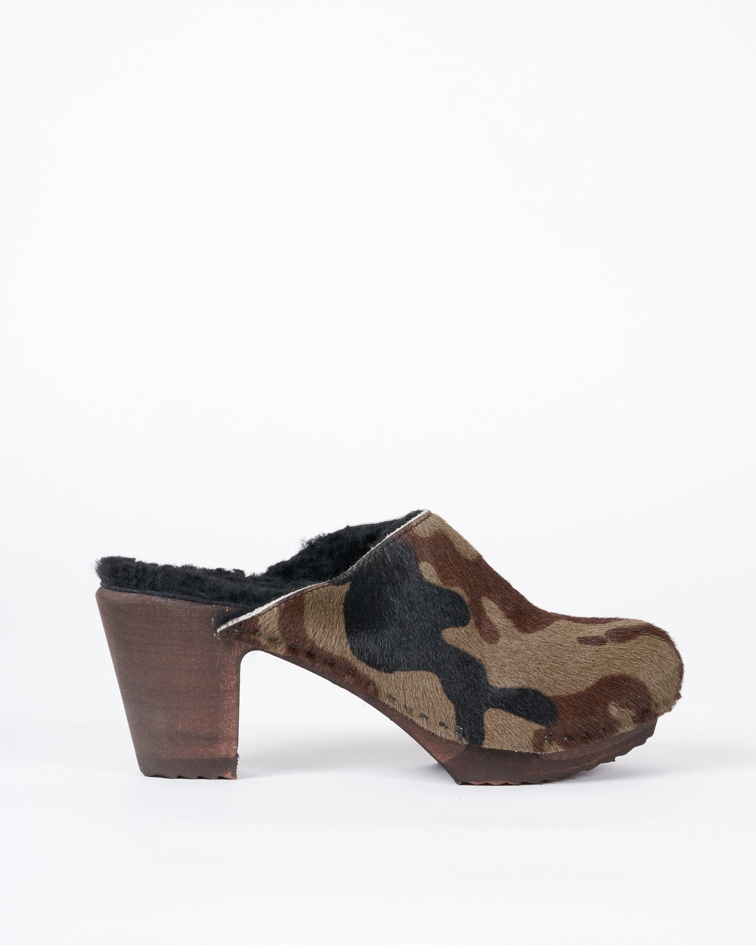 poils camo  mouton noir