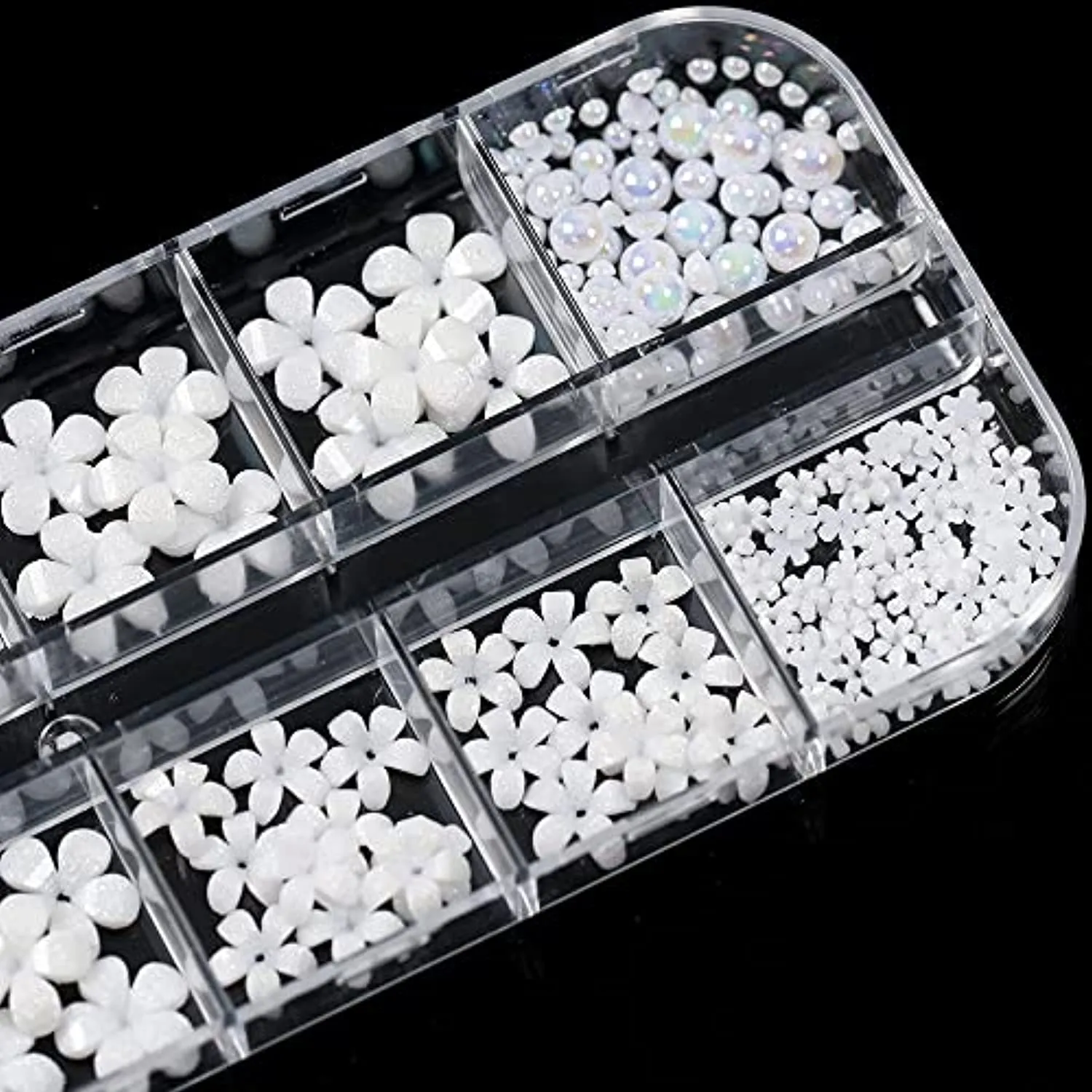White Flower Nail Charms for Nail Art, Acrylic Flowers Pearls Beads Nail Art Pendants 3D Nail Art Accessories Flower Nail Decals Flatback Nail Art Charms for Women Nail Salon Nail Art Designs